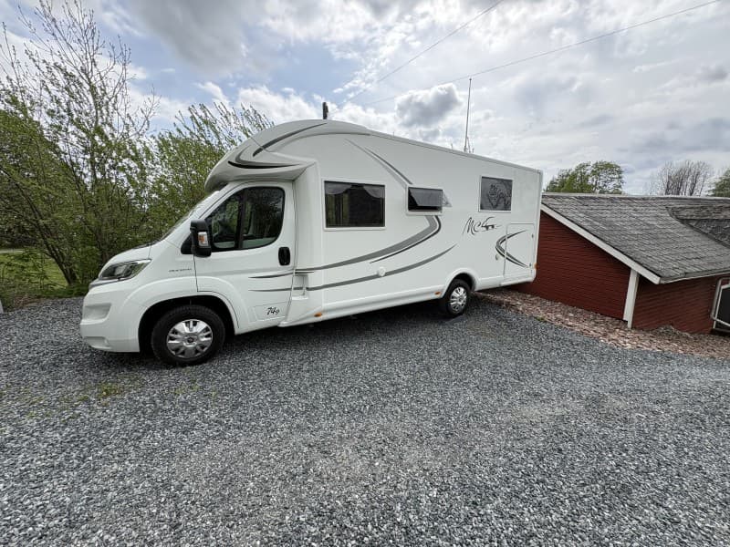 McLouis Husbil, Anna:s Husbil – Karlstad