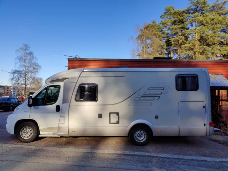 Merjan, Fiat-Matkailuauto – Hämeenlinna