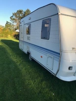 Toms Adria Campingvogn – Præstø