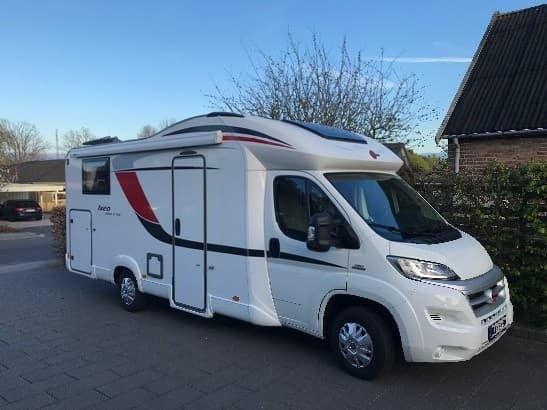 Sarahs Bürstner Autocamper – Harlev