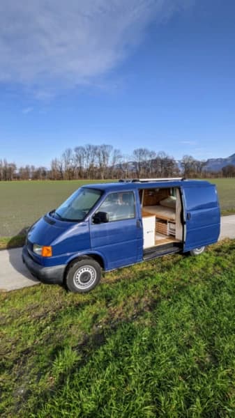 Valo, Ferdinand's Campingbus
