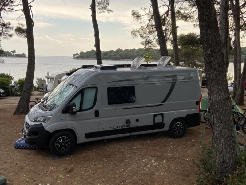 Pössl Campingbus von Marco + Therese – Trimmis