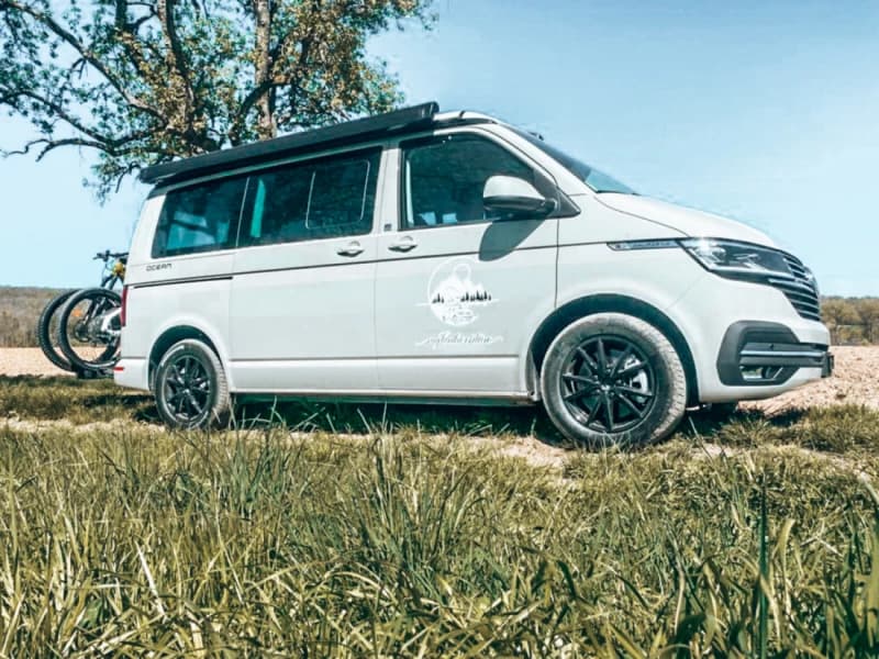 VW Campingbus von Dimitrij-Julian – Allschwil