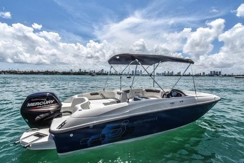 Miami Boat Rental – Be Your Own Captain at Best Marina + Free Parking – Key Biscayne