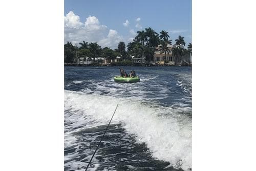 25 ft Grady White Trophy for Rent – Fort Lauderdale