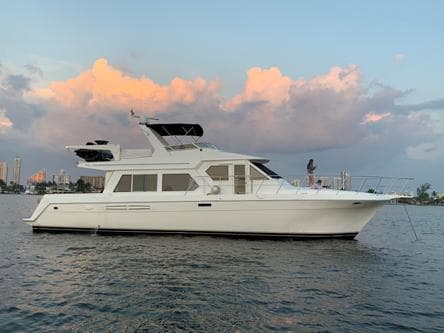 Charter an amazing 60 foot yacht for a few hours or for a week. – North Miami Beach