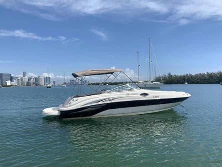 26' Sea Ray in Miami – Miami