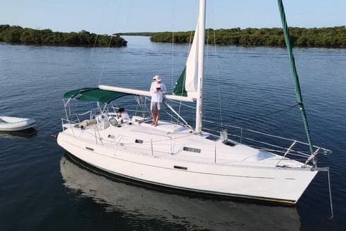 Best and most Relaxing Sail in Miami! Join Us!! Sandbar, Skyline and more! – Key Biscayne