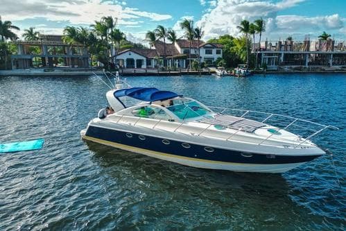 Enjoy a Private Yacht Charter Through Fort Lauderdale (No Hidden Fees) – Fort Lauderdale