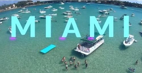 Spacious Tritoon for up to 12 people / Sandbar – Hallandale Beach