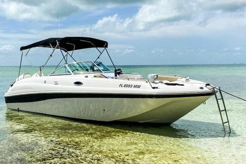 Fun-Filled Boat Rental: 2004 Hurricane Sundeck 260 – North Miami Beach