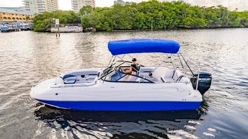 Splendor Katana 220 – Pompano Beach