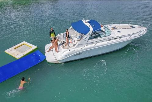 SEA RAY 40’ PRIVATE YACHT! GET 1HR FREE Monday-Thursday – Miami