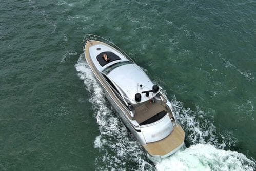 💎62 Pershing for charter in Miami – North Miami