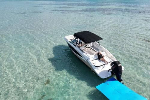 BEST BOAT DAY🌟27 ft boat up to 12 guests float mat 12ft included – Fort Lauderdale