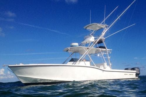 Come Fishing and enjoy Miami on this amazing boat!! – Dania Beach