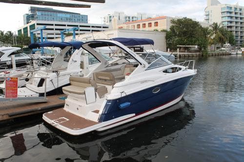30' Regal Express - Perfect size and performance! – Aventura