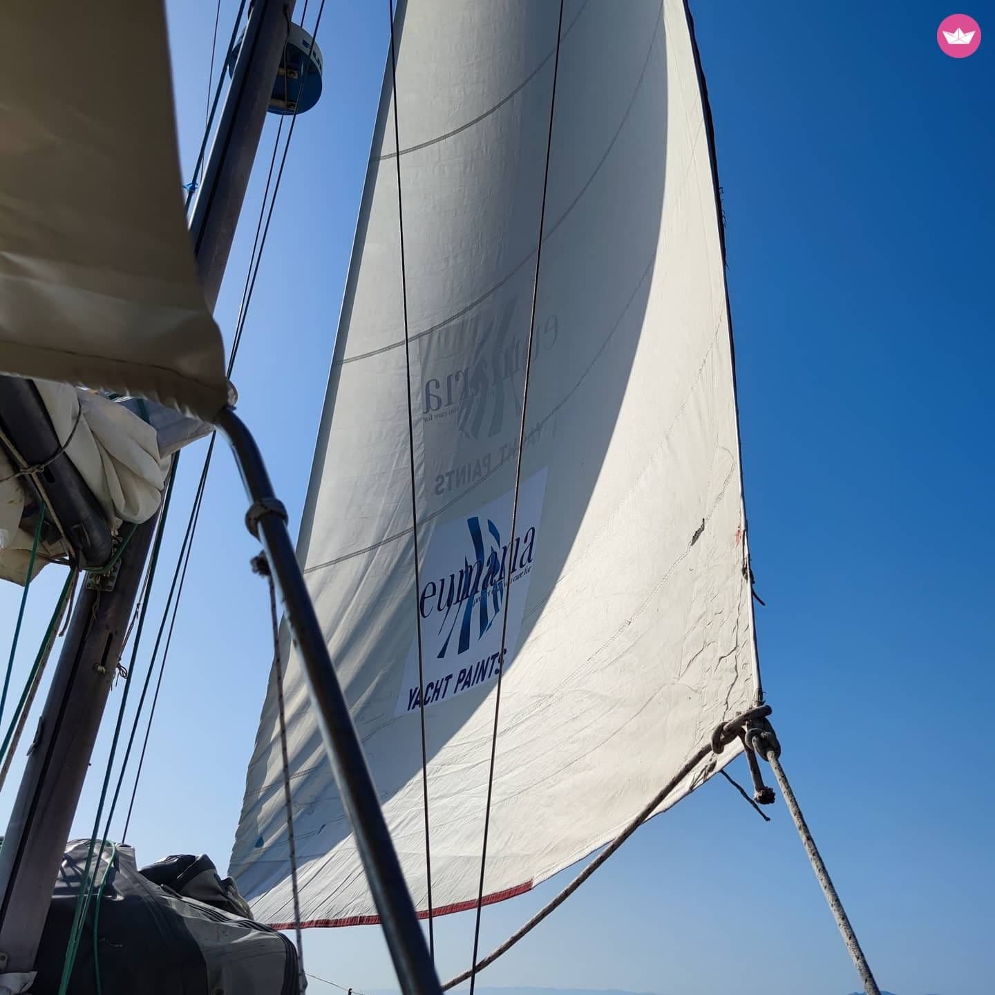 Aegean 37 – Santorini