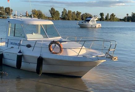 Dolphin 830 – Sevilla