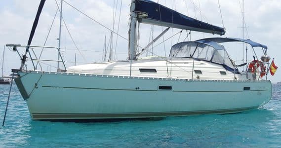 Beneteau Oceanis Clipper 331 – Marbella