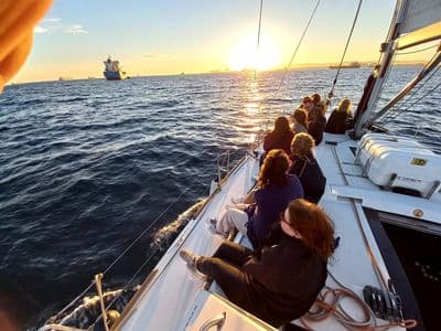 Beneteau Oceanis 48 - Barcelona Sunset Sailing Luxury 16 mts Sailboat – Barcelona