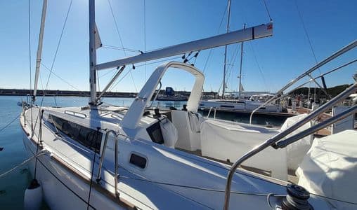 Beneteau Oceanis 38.1 – Cambrils