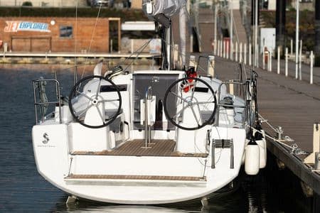 Beneteau Oceanis 30.1 – Barcelona