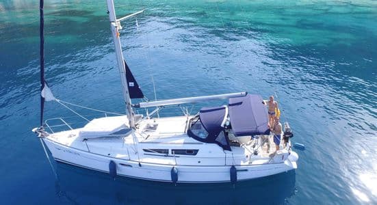 Jeanneau Sun Odyssey 39i (Full & Half-Day charters only) – Moll de la Marina