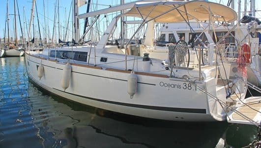 Beneteau Oceanis 38.1 – Barcelona