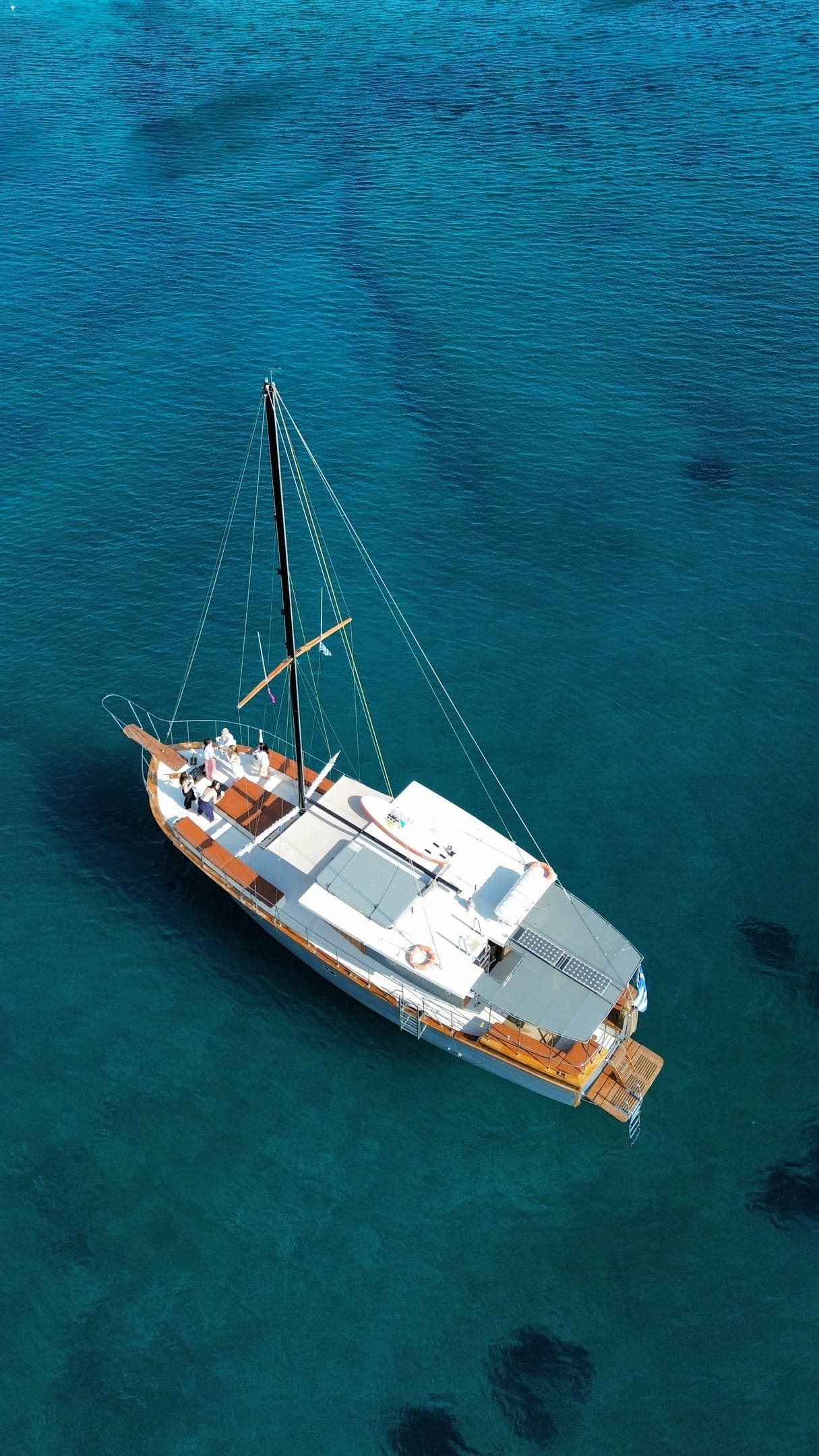 Greek Sailing Yacht – Vari