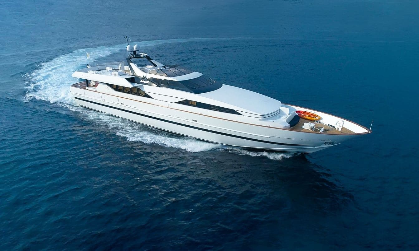 Luxury 36.7m Superyacht in Athens – Lavrio