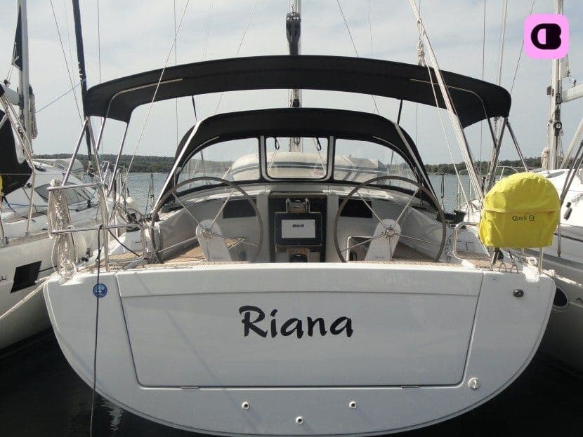 Hanse Yachting Sailboat 385 – Pula