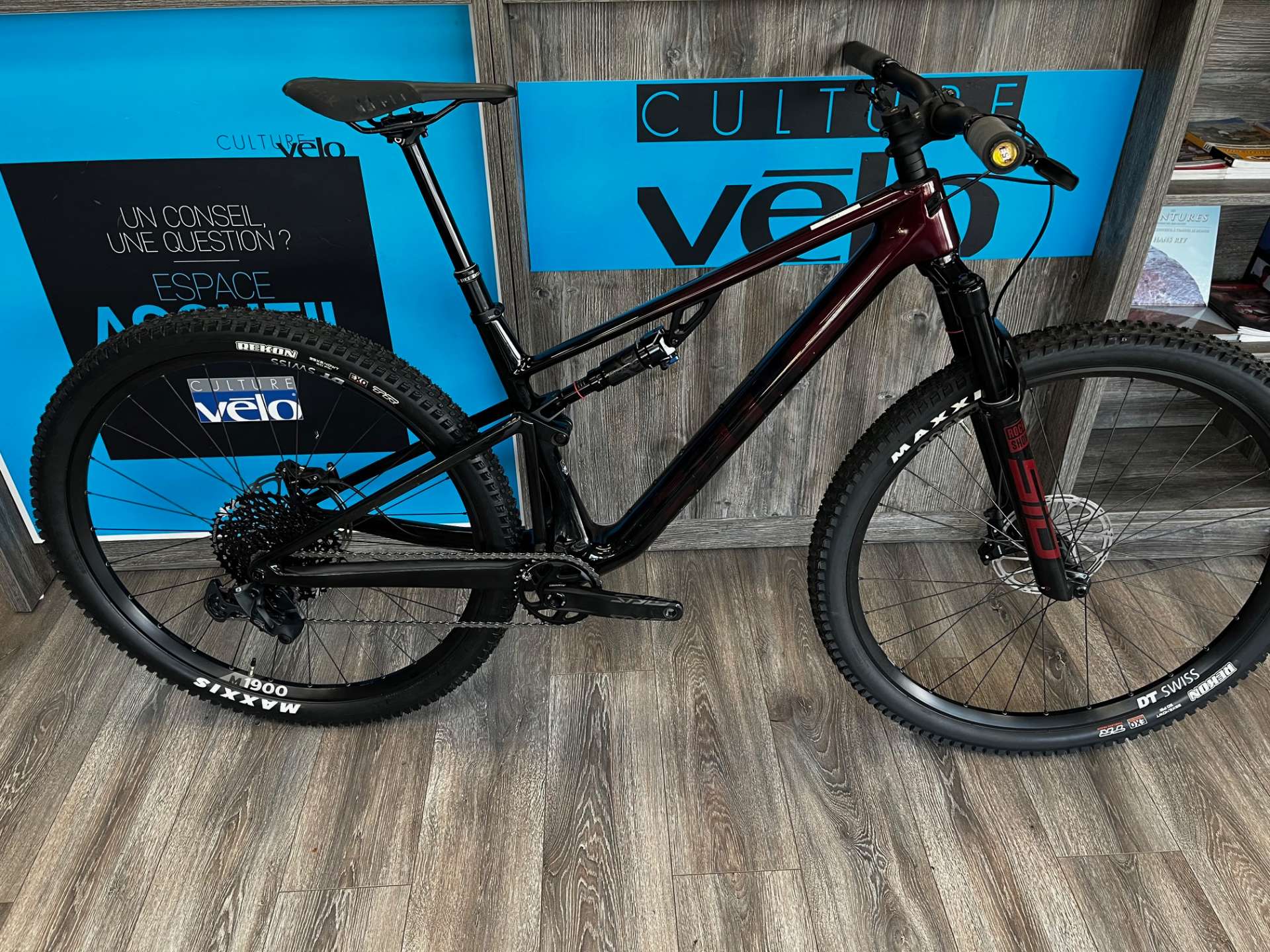BMC Fourstroke LT mountain bike – size M