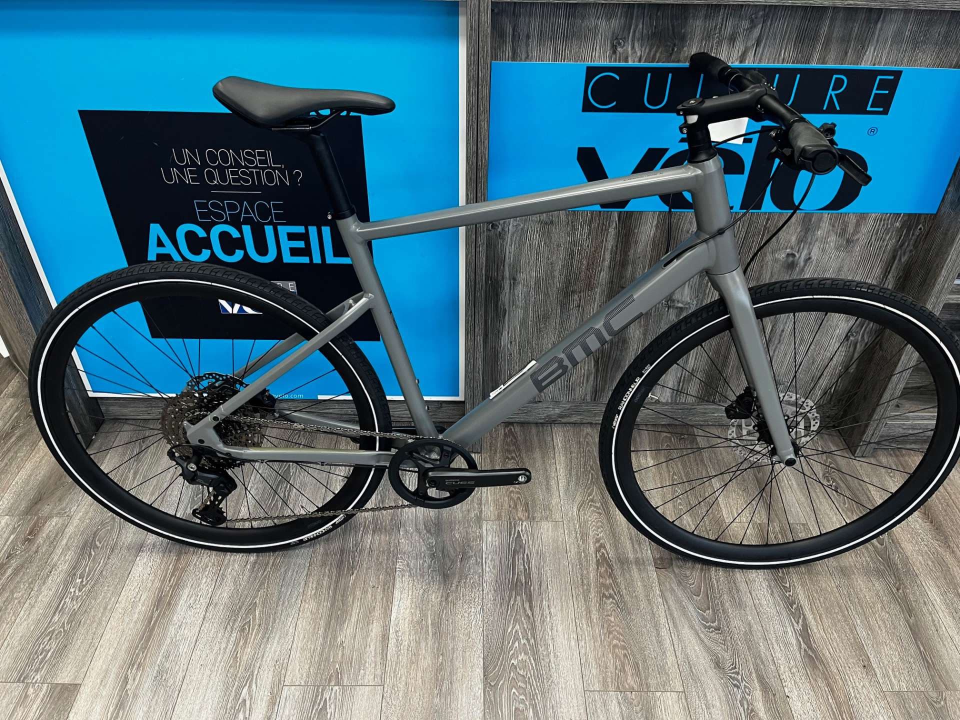 Hybrid bike (non-electric) – size S (155–170 cm) – Thonon Les Bains