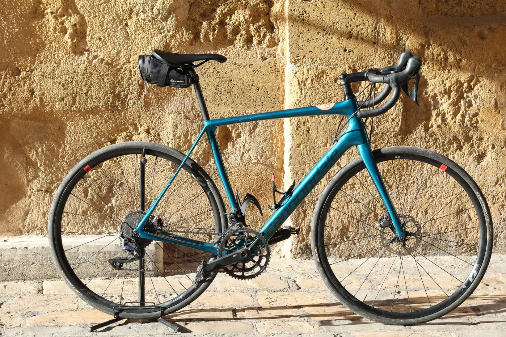 Road Bike Carbon Size Large (56)