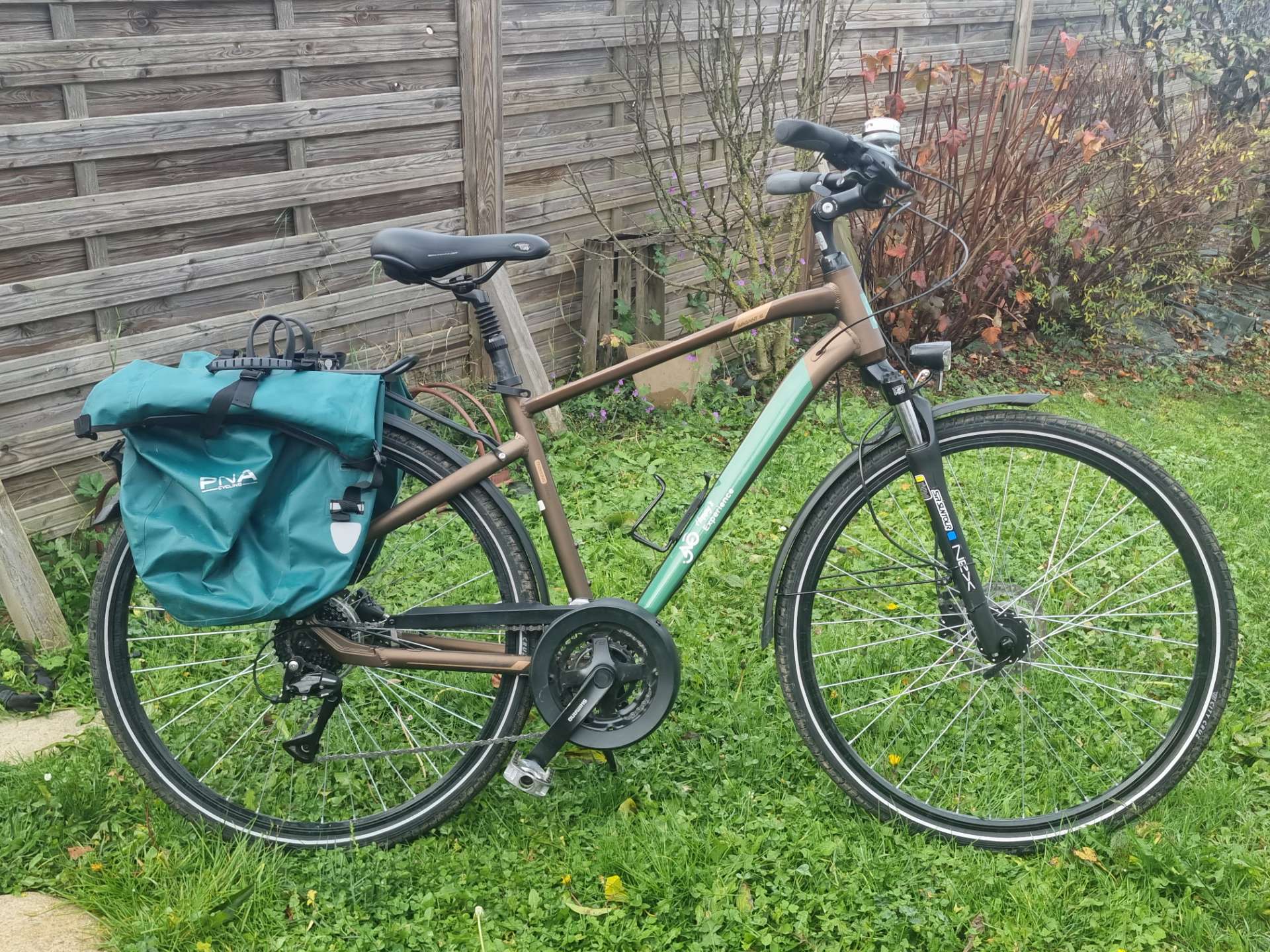 Trekking bike