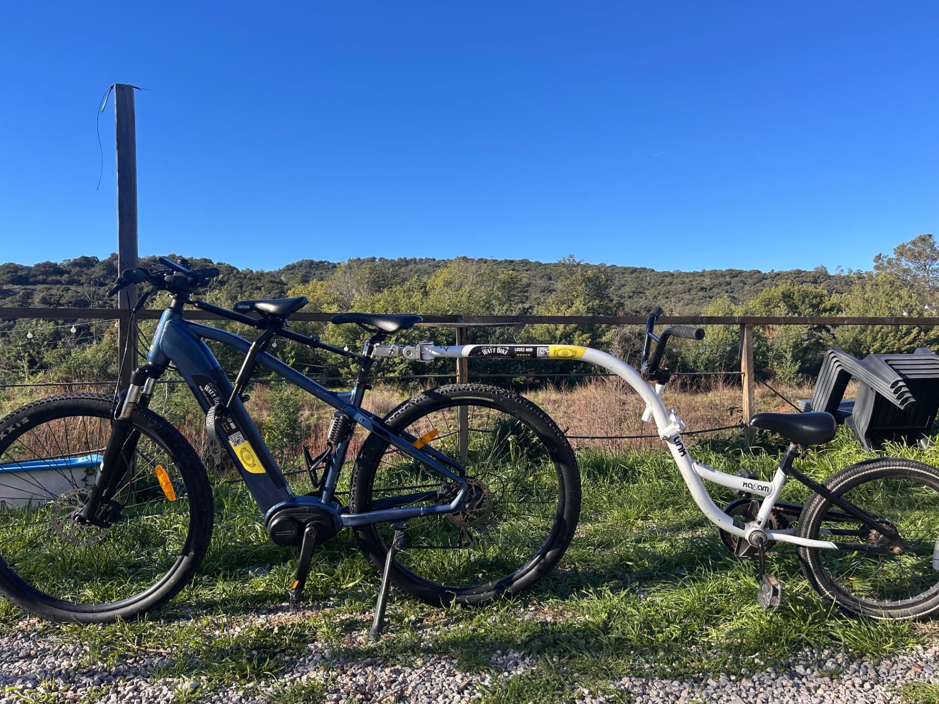 Velo suiveur follow bike