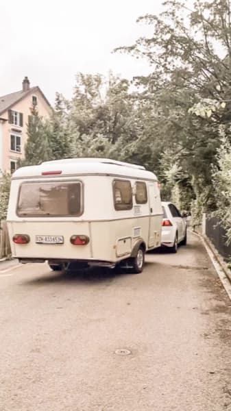 Eriba Wohnwagen von Judith und Silas – Schwerzenbach