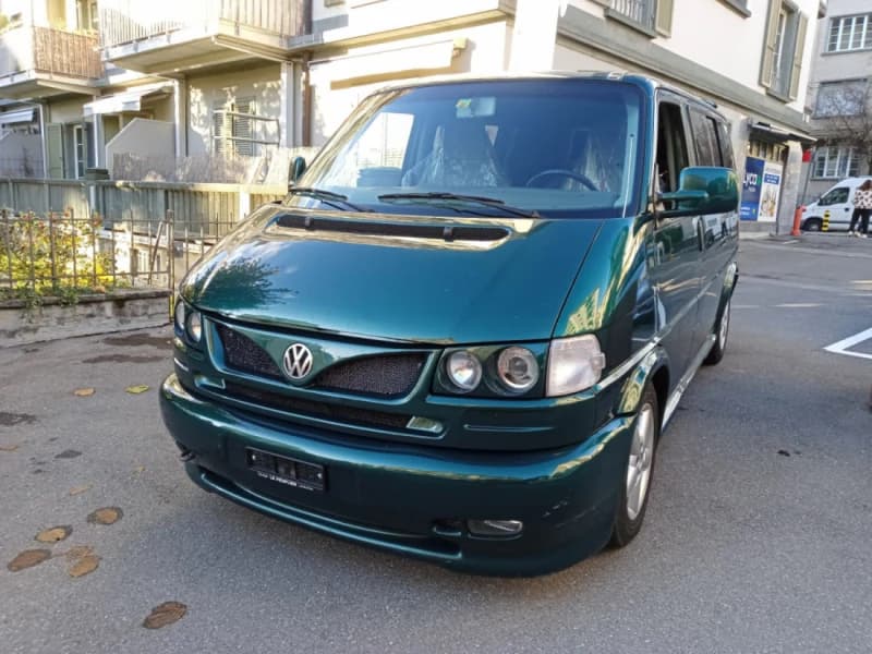 Vert, Yannick's Campingbus – Lausanne