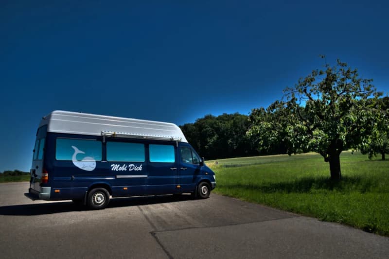 Mercedes Campingbus von Beat – Ettingen