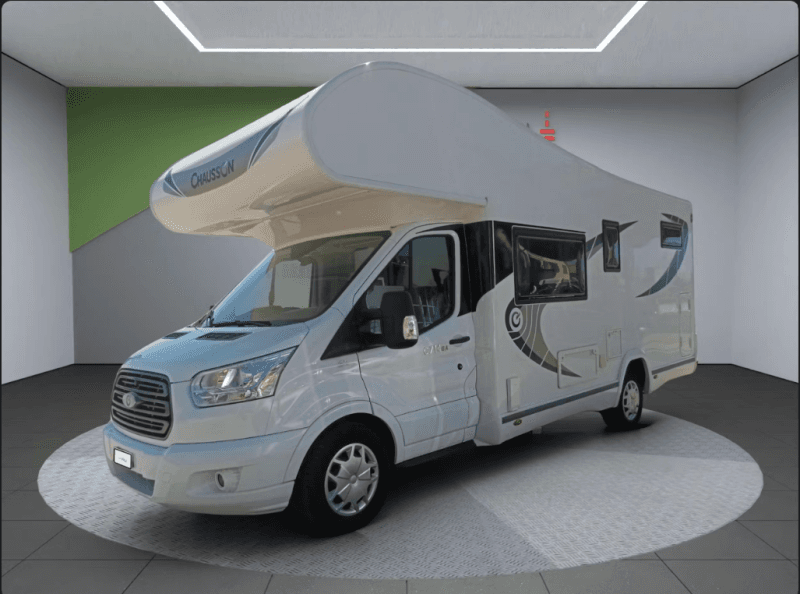 Chausson Wohnmobil von André et Crish – Sion