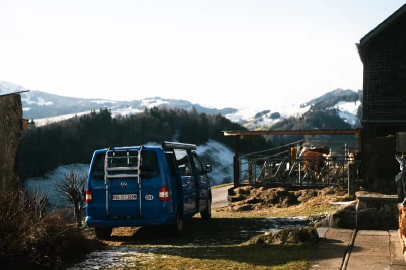 VW Campingbus von Kim Lara – Teufen