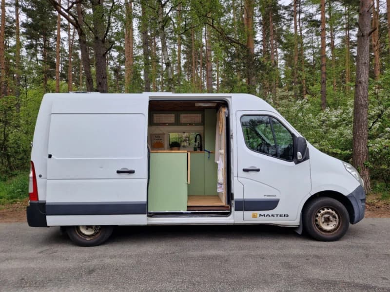 Adams Renault Campervan – Halmstad