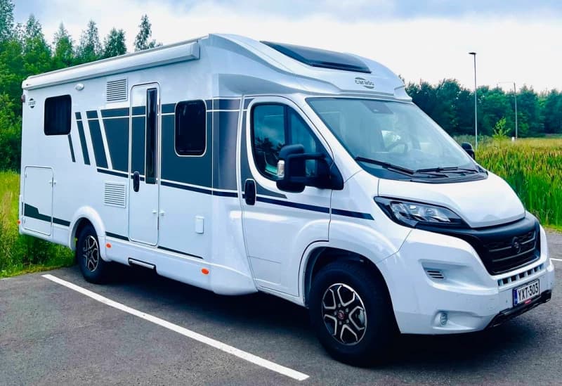 Jounin, Carado-Matkailuauto – RIIHIMÄKI