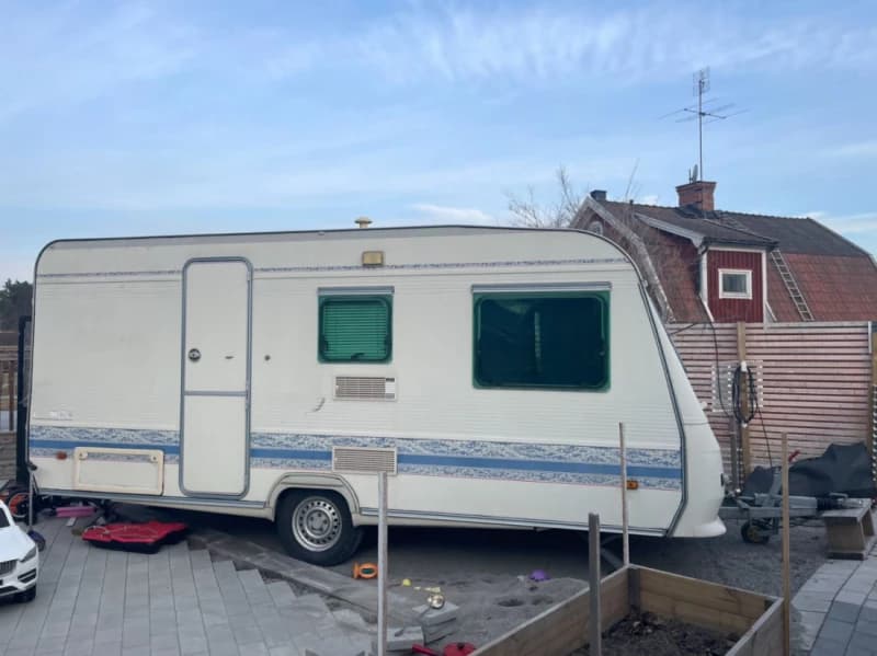 Yings Adria Husvagn – Täby