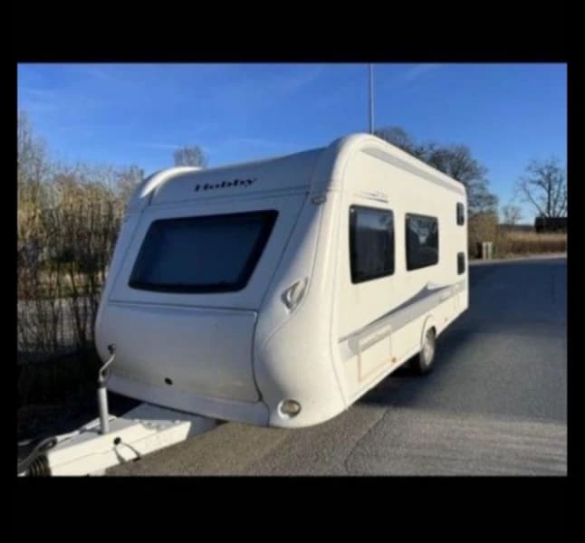 Adams Hobby Husvagn – Vintrosa