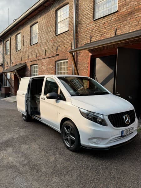 Hanna-kaisan, Mercedes-Retkeilyauto – Kellokoski