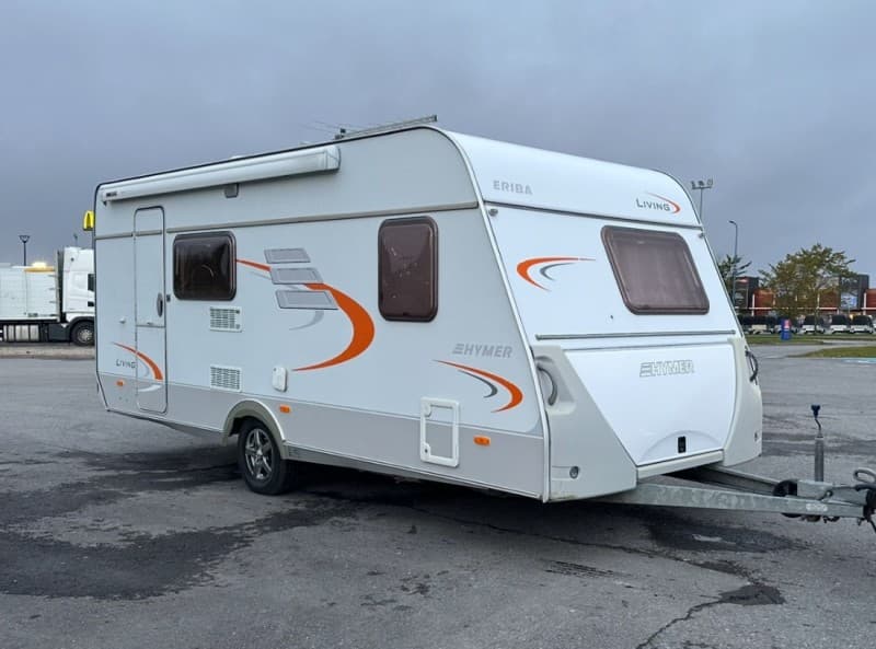 Tanjan, Hymer-Matkailuvaunu – Ii