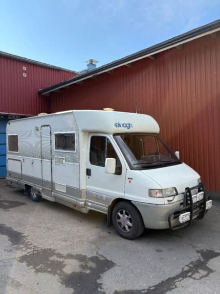 Tuomasn, Fiat-Matkailuauto – Jyväskylä