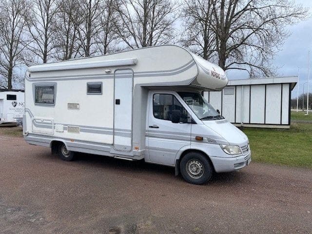 Karins Mercedes-Benz Husbil – Sollentuna
